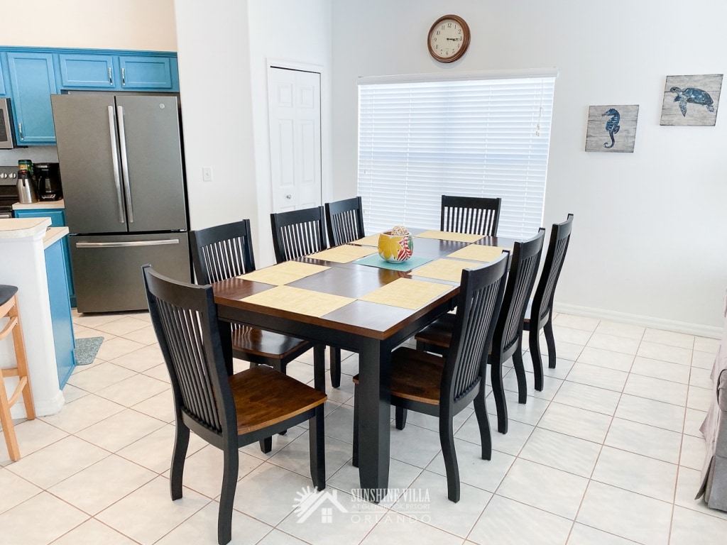 Dining Room at Sunshine Villa at Glenbrook Resort